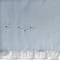 Copriletto Leggero Per Lettino Baby 0169 In Piquet Ricamato A Mano Y596 -Articoli Per La Casa copriletto leggero lettino baby in piquet di cotone 0169 celeste 3 1
