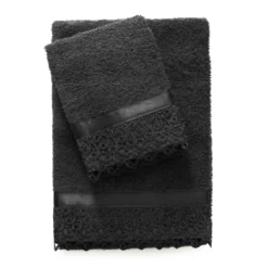 Set Asciugamani Spugna 1+1 Sofia Di Morbidissimi Con Macramè V847 11 Set Asciugamani Spugna 1+1 Sofia Di Morbidissimi Con Macramè V847 -Articoli Per La Casa set asciugamani sofia morbidissimi con raso e macrame nero 1