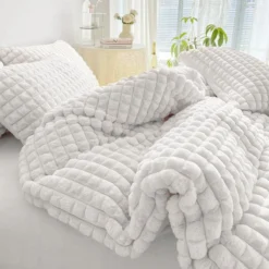 Trapunta Piumone Invernale Quadrotta In Ecopelliccia Matrimoniale X190 13 Trapunta Piumone Invernale Quadrotta In Ecopelliccia Matrimoniale X190 -Articoli Per La Casa trapunta piumone invernale quadrotta in ecopelliccia matrimoniale crema 2 1