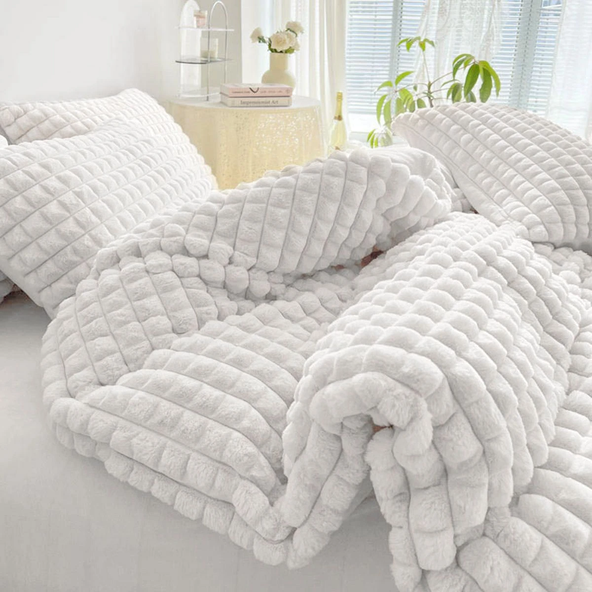 Trapunta Piumone Invernale Quadrotta In Ecopelliccia Matrimoniale X190 7 Trapunta Piumone Invernale Quadrotta In Ecopelliccia Matrimoniale X190 - immagine 7